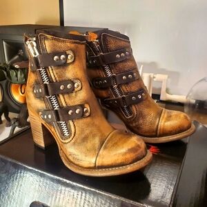 Freebird Beckett Size 8